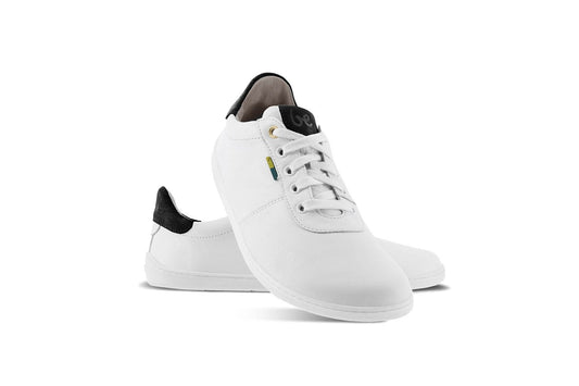 Royale Sneakers (black & white)