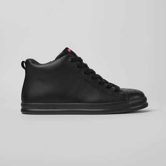 Runner Sneakers (black leather)