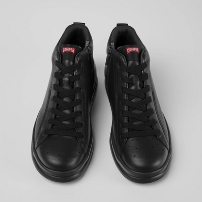 Runner Sneakers (black leather)