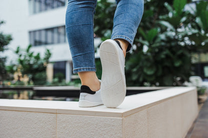 Royale Sneakers (black & white)