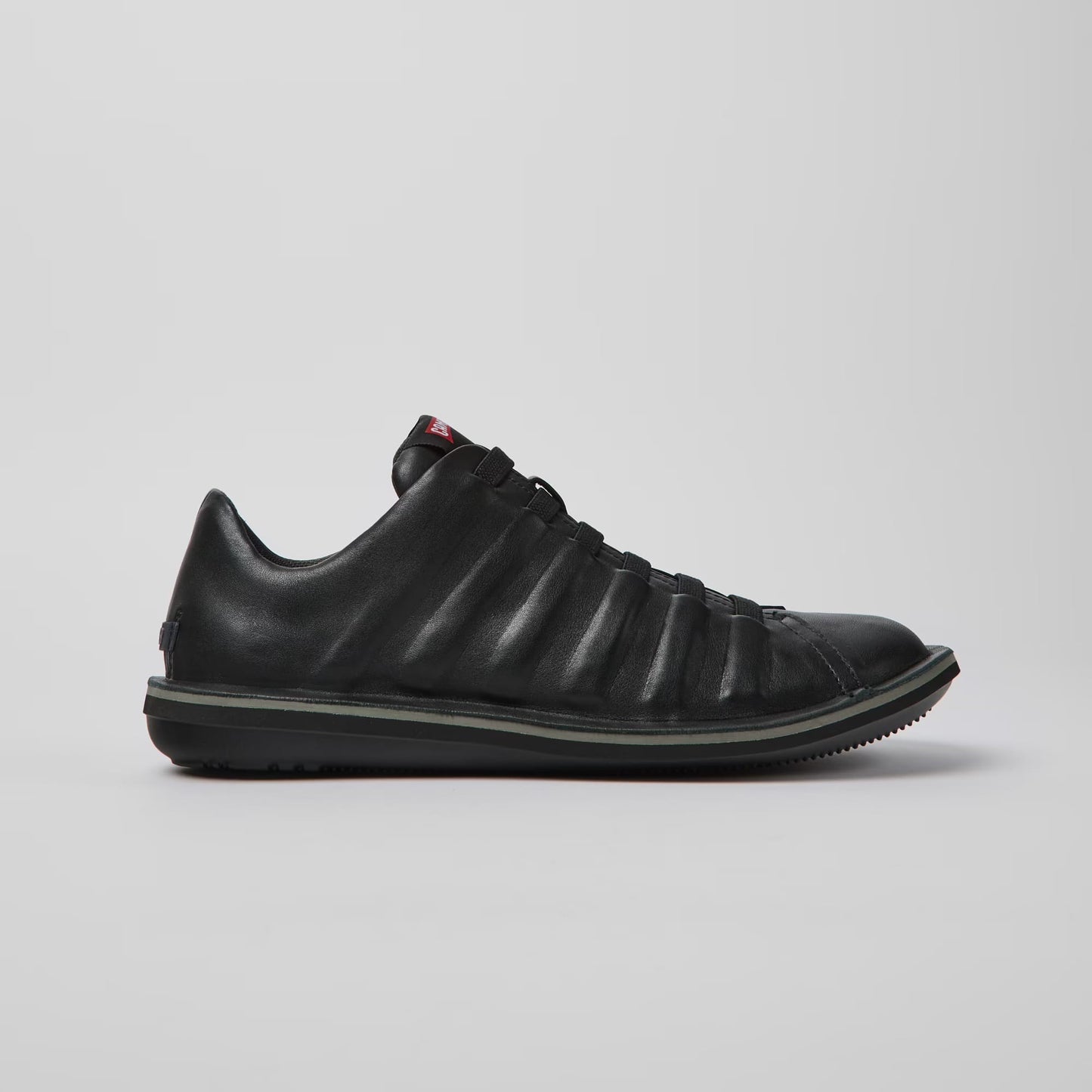 Beetle Mens Sneakers (black)