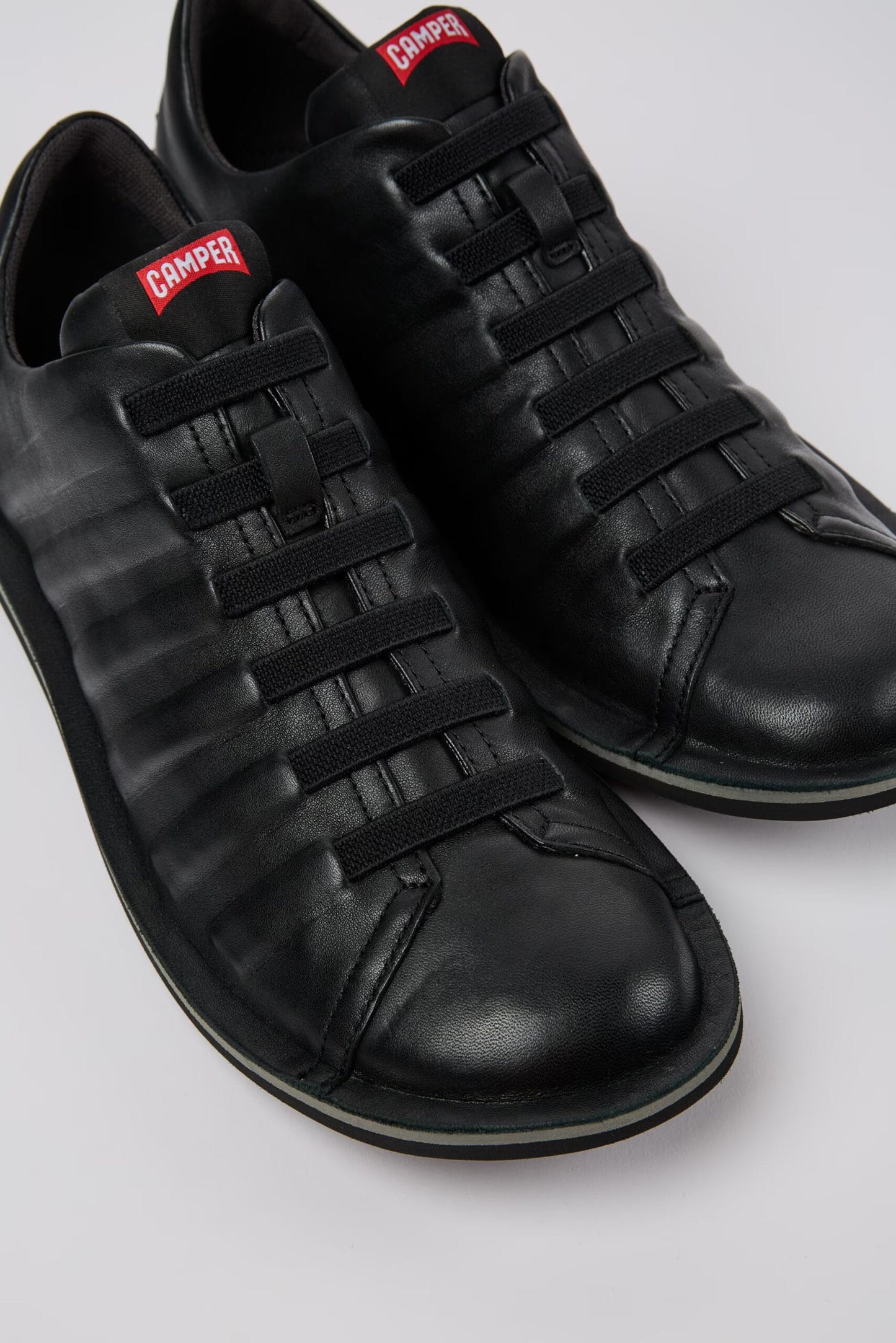 Beetle Mens Sneakers (black)