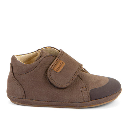 Froddo First Walk brown baby shoes, side view