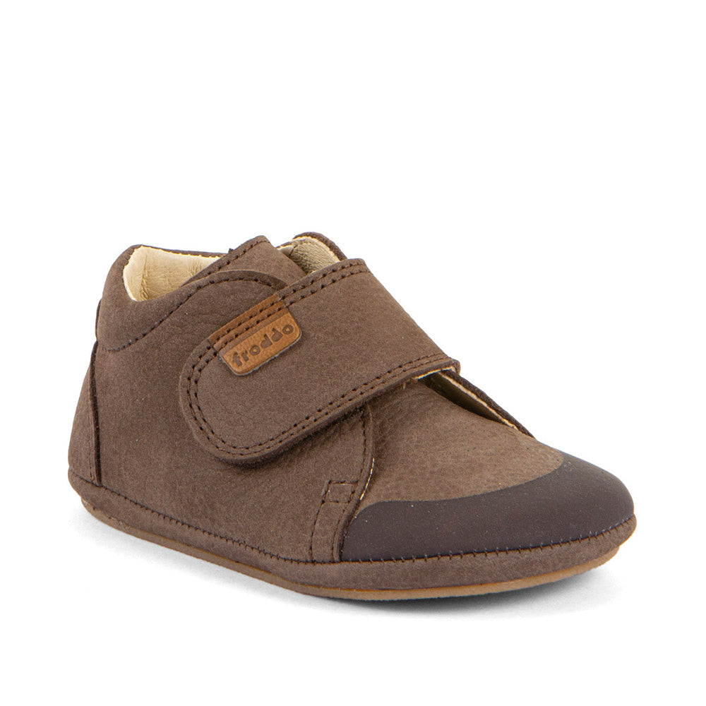 Froddo First Walk brown baby shoes, angled view