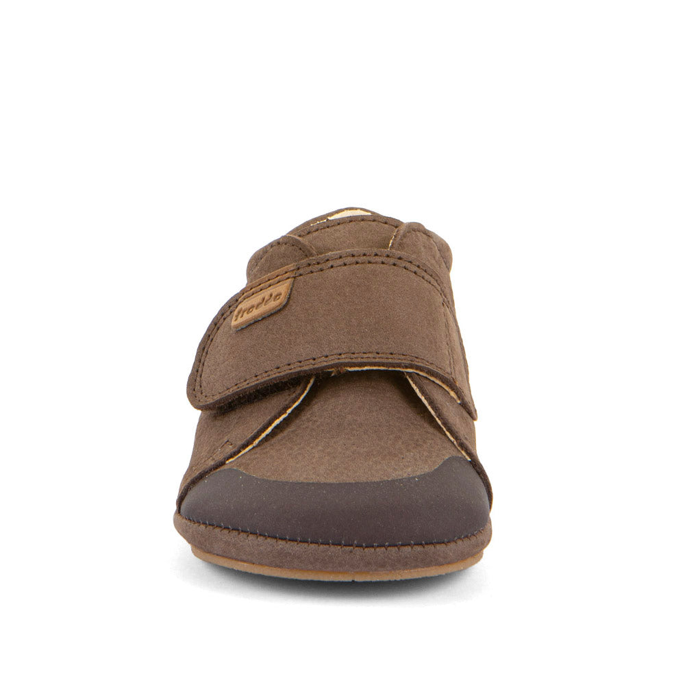 Froddo First Walk brown baby shoes, front view