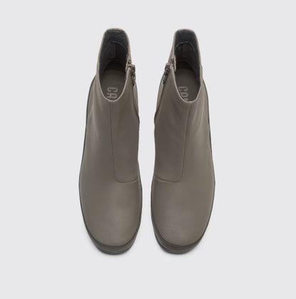 Camper Upright Boots (grey)