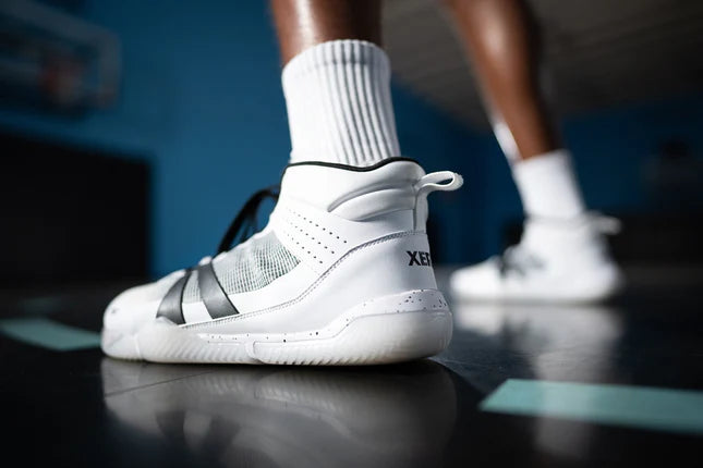 X1 Mid Barefoot Basketball Shoes (white)