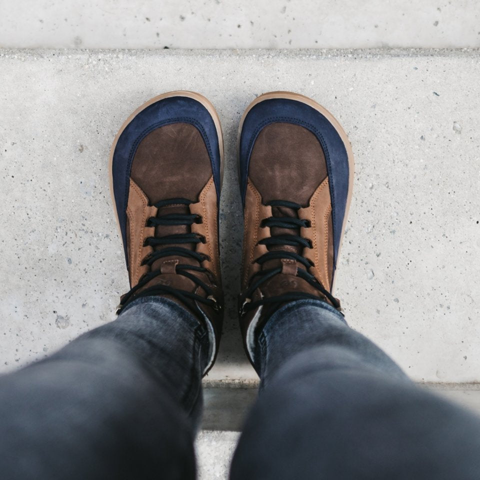 Be Lenka York brūni tumši zilu baskāju puszābaku papēdis