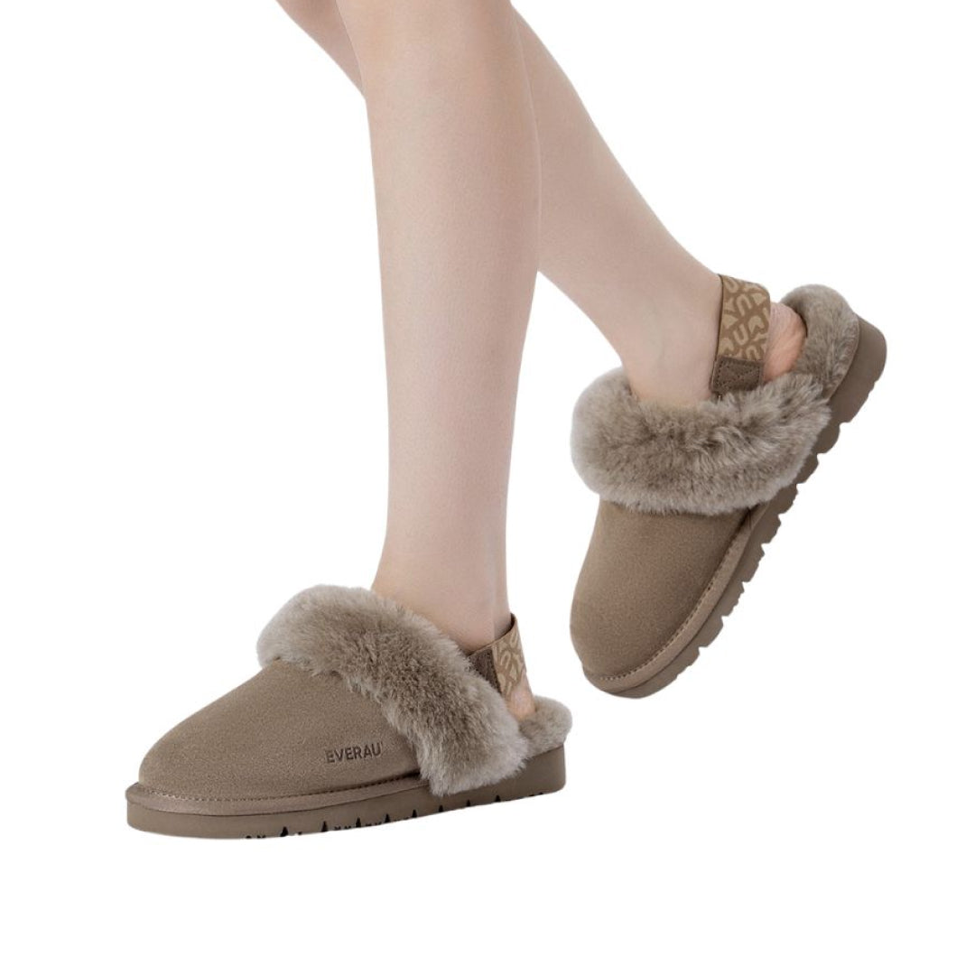 Everau Pelican sieviešu siltās čības brūnā krāsā, apavi valkājot | Everau Pelican women's warm slippers in brown, lifestyle view